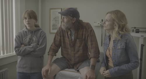 CODA.2021.2160p.HDR.UHD.BluRay.DTS HD.MA.5.1.x265 10bit HDS.mkv 20220606 204229.518.png