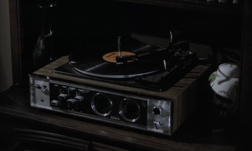 The.Toolbox.Murders.1978.2160p.HDR.UHD.BluRay.TrueHD.7.1.Atmos.x265 10bit HDS.mkv 20220623 184103.93.png