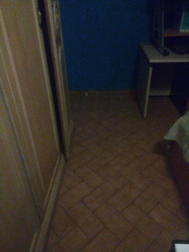 empty space in bedroom.jpg