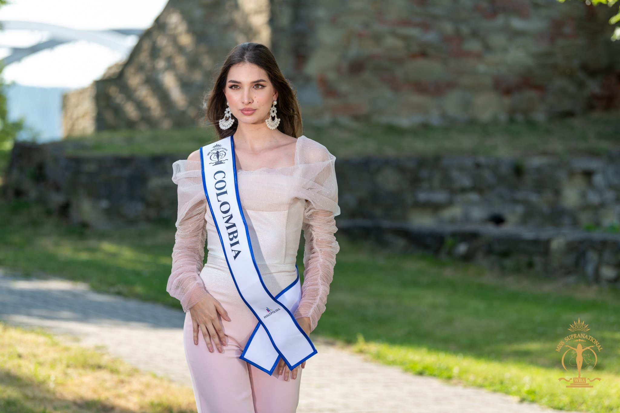 candidatas a miss supranational 2022. final: 15 july. - Página 23 J56DU7