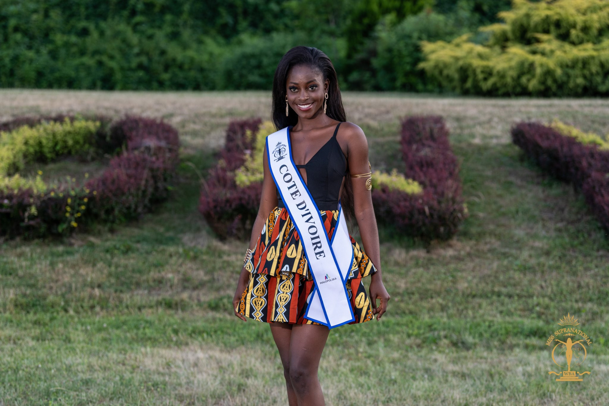 candidatas a miss supranational 2022. final: 15 july. - Página 27 J5LC57