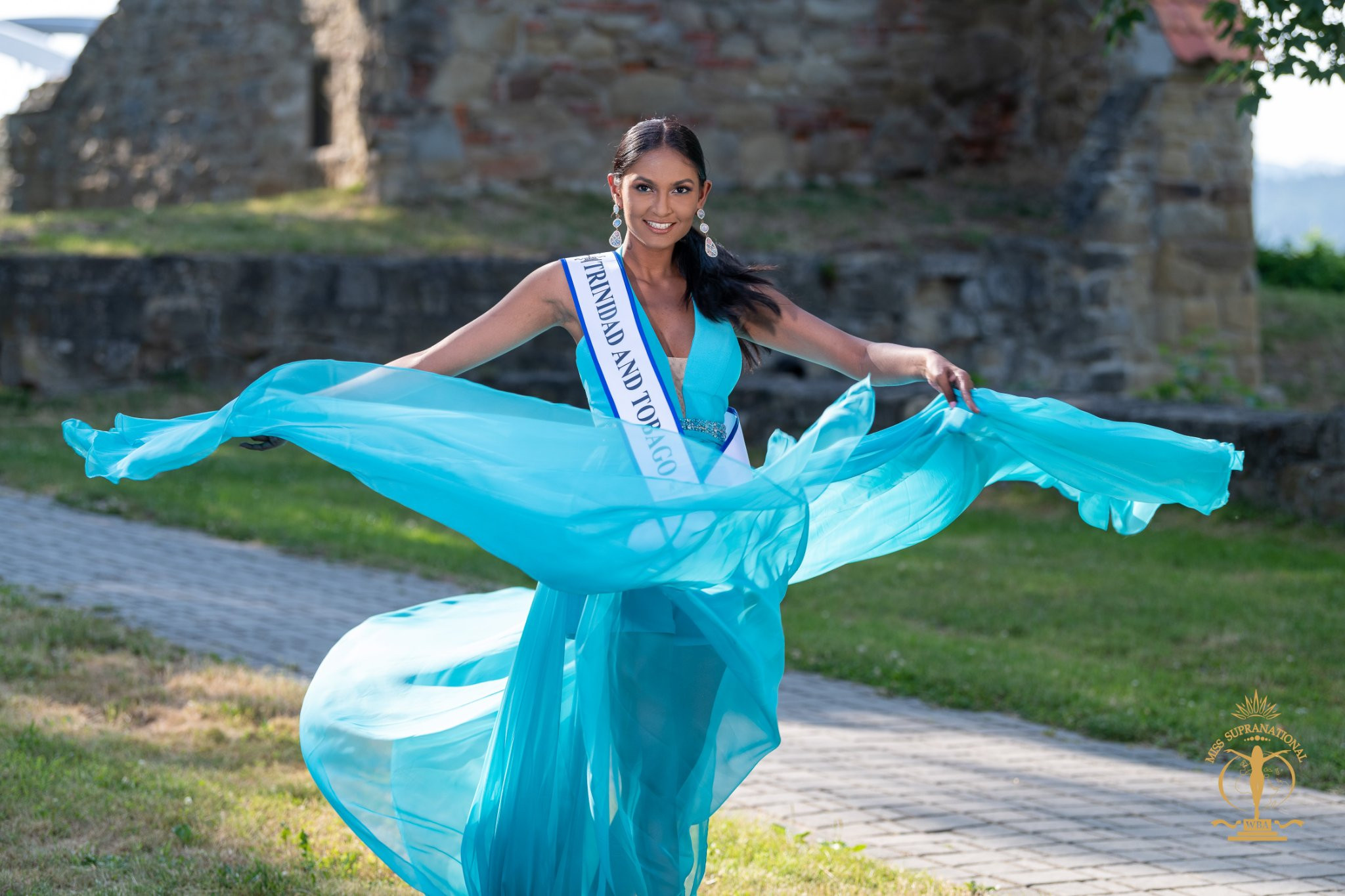 candidatas a miss supranational 2022. final: 15 july. - Página 24 J5PXgS