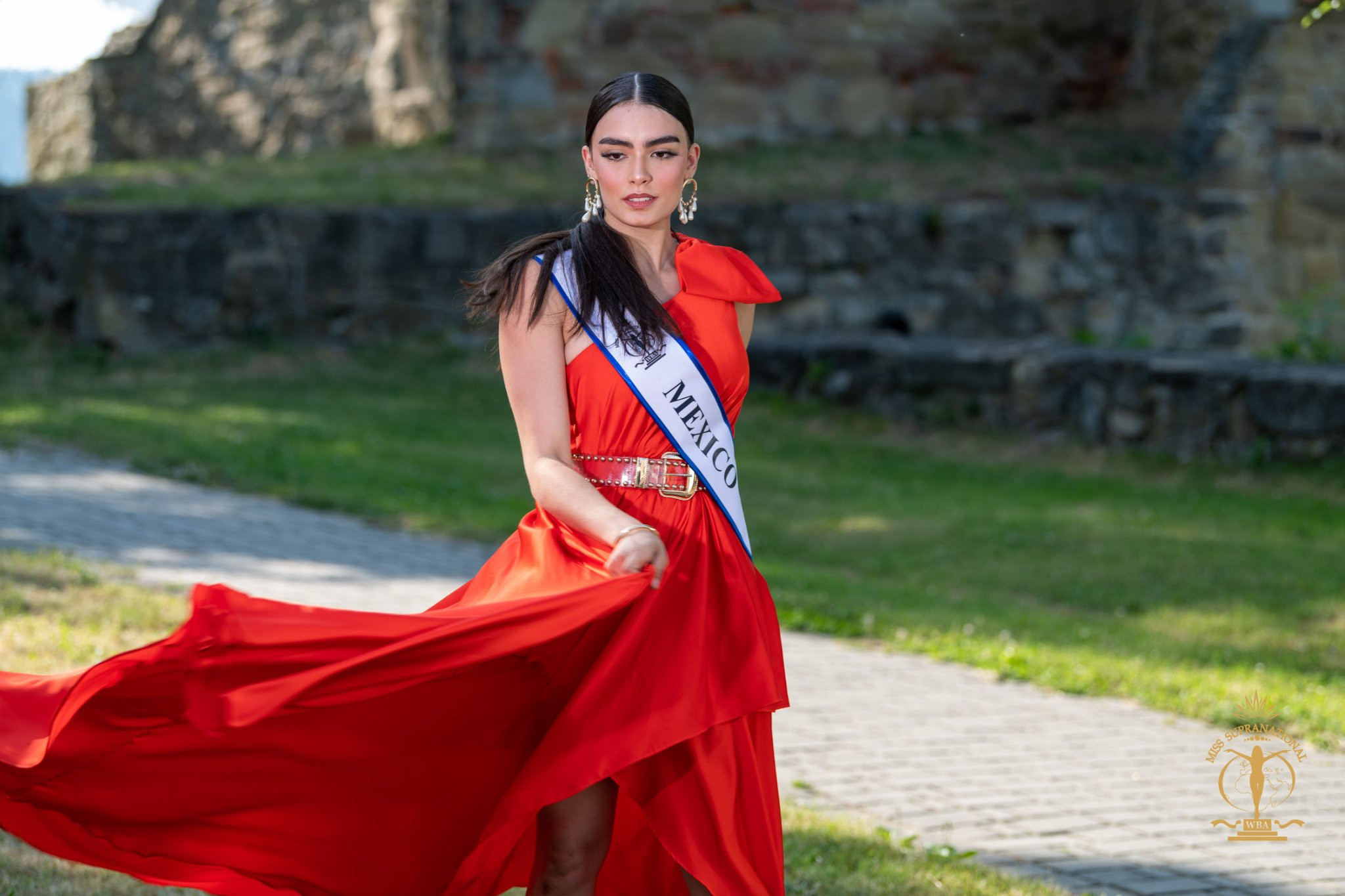 candidatas a miss supranational 2022. final: 15 july. - Página 23 J5PzzJ