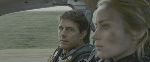 Edge.of.Tomorrow.2014.2160p.Pad HDR.UHD.BluRay.AAC.2Audio.x265 10bit HDSPad.mp4 20220704 225903.308.png