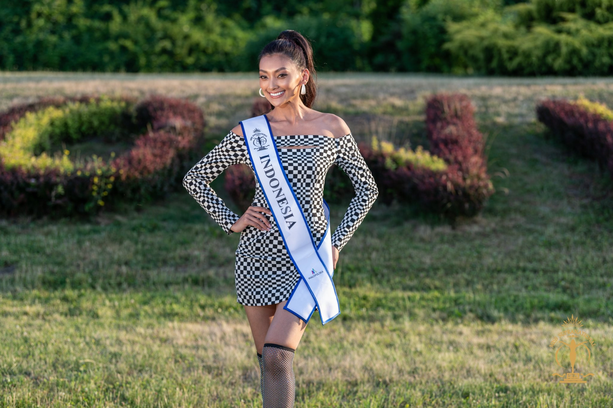 candidatas a miss supranational 2022. final: 15 july. - Página 26 J5s5AX