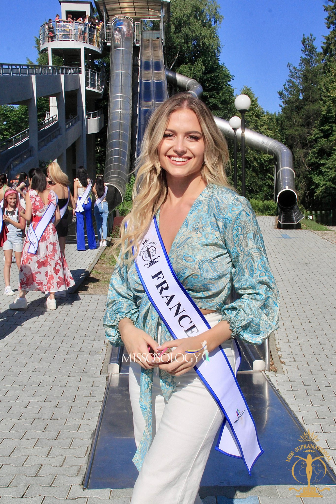 candidatas a miss supranational 2022. final: 15 july. - Página 30 JabTvf