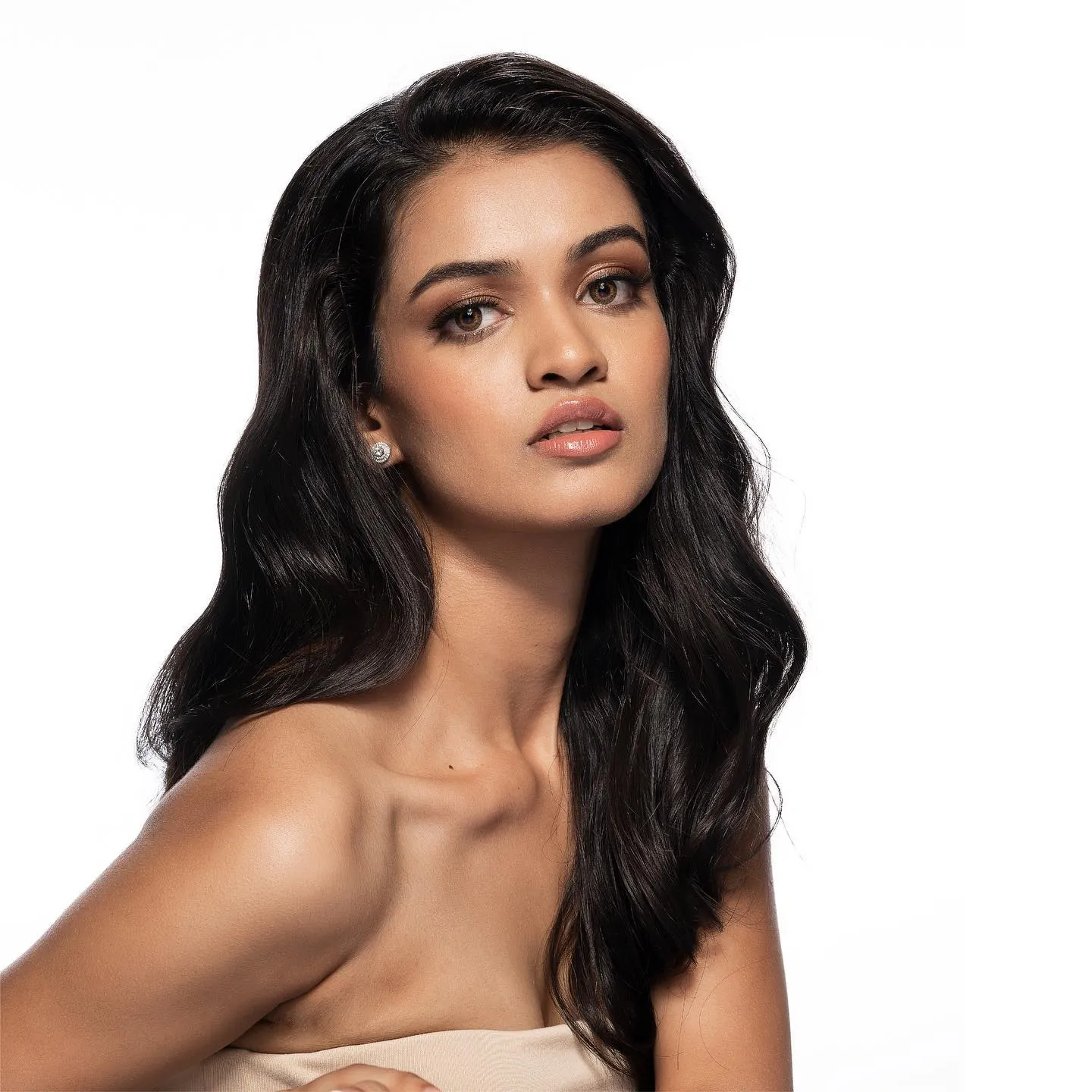  karnataka vence femina miss india 2022.   JdagwP
