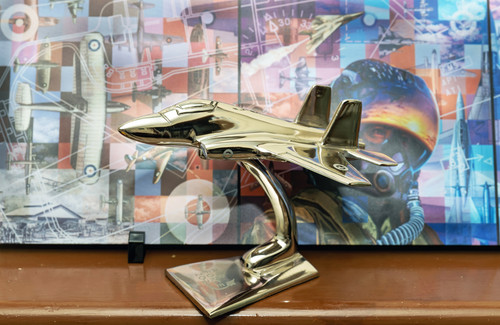 F 35 LIGHTNING II DESKTOP MODEL.jpg