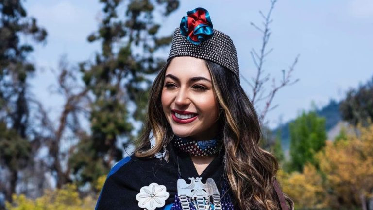 Joven mapuche representará a Chile en Miss Internacional 2022 MNfwLF
