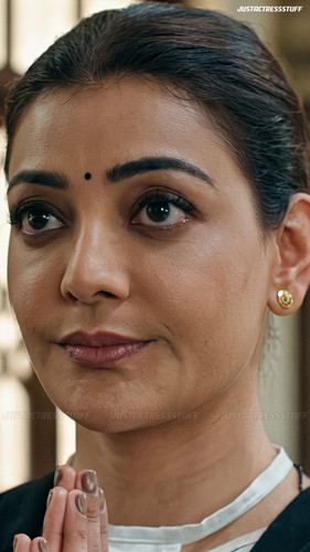 kajal 67834534565705.jpg