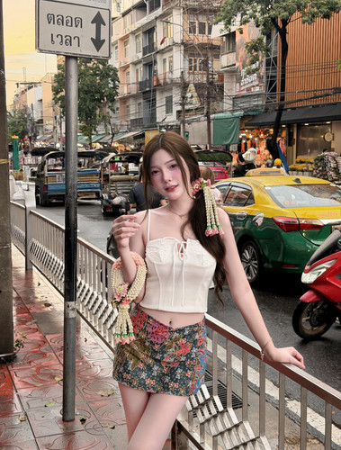 b9798337bd0e43b4b16745fee18c0490.jpg