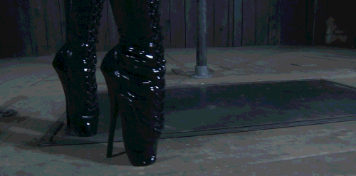 dmke5it 7dbd6000 fa36 4d44 b1ec 93a813f96f50.gif