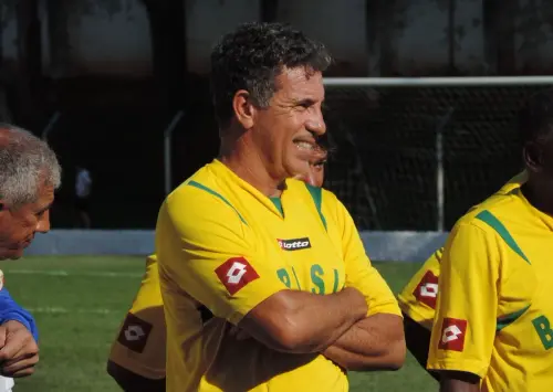 Ídolo do São Paulo completa 66 anos de idade