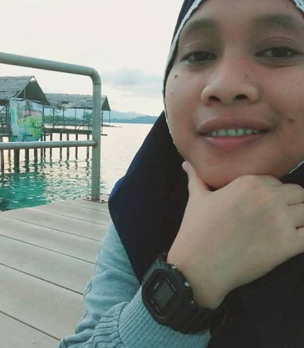 ayu.jpg