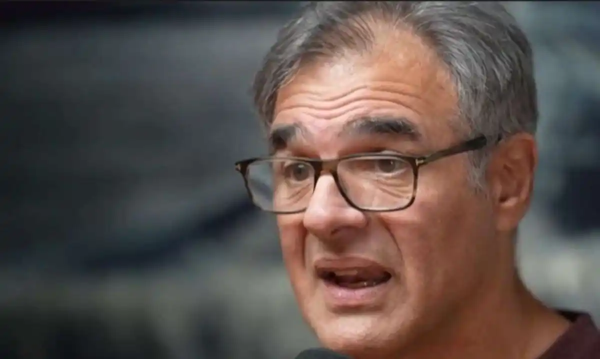 Ex-agente denuncia interferência da CIA a favor de Flávio Bolsonaro e alerta para golpe imperialista