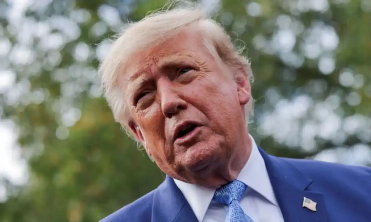 Rejeição a Trump bate recorde histórico, hispânicos abandonam a extrema direita e império entra em pânico
