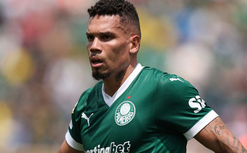 Paulinho volta aos treinos do Palmeiras e anima para reta final