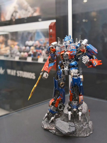 Wonderfest Shangai 2026 Way Studios Transformers Statues 06b.jpg