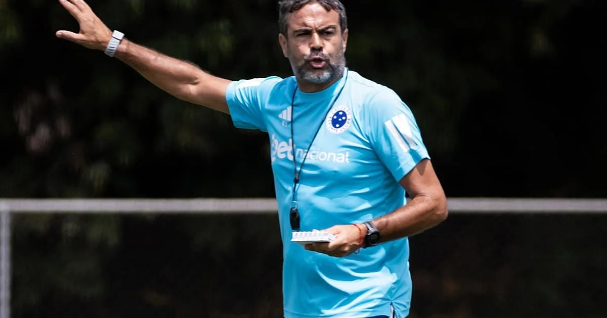 Após duas semanas fora, Cruzeiro mira vitória decisiva contra o São Paulo no Mineirão