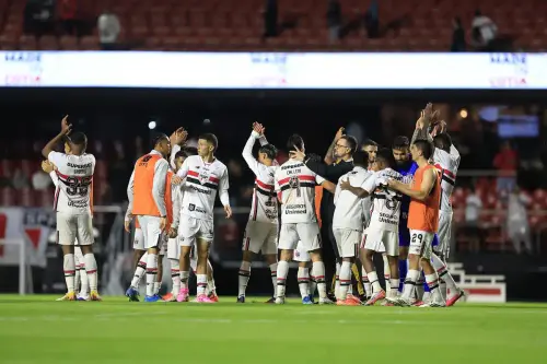 São Paulo mira avanço na Sul-Americana em duelo crucial contra o Boca em La Bombonera