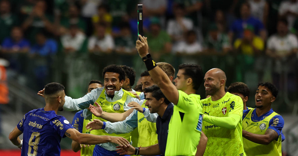 FORÇA MÁXIMA! Palmeiras define provável escalação para encarar o Botafogo