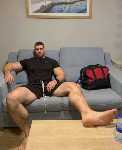 FAG.MAGAZINE 000619.jpg