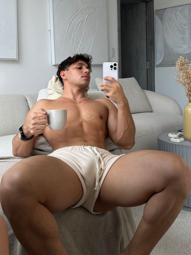 FAG.MAGAZINE 000163.jpg