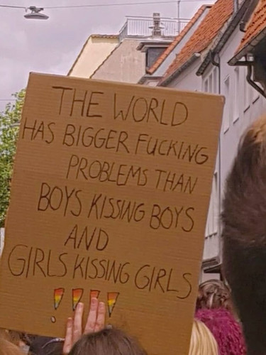 FAG.MAGAZINE 000366.jpg