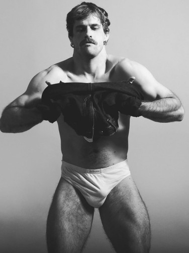 FAG.MAGAZINE 000437.jpg
