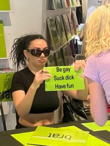 FAG.MAGAZINE 000145.jpg