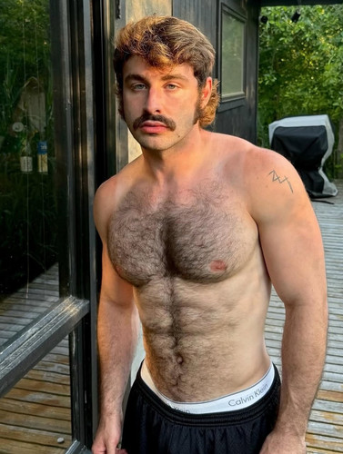 FAG.MAGAZINE 000165.jpg