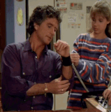 ezgif 8e135b12a29bbc43.gif