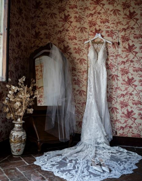 Transform Your Wedding with Expert Styling Services.jpg
