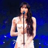 Aitana Vas a Quedarte Best New Artist Showcase 2025 Latin GR (2).3