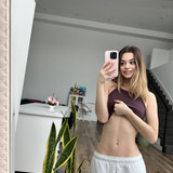 MOLLY 004