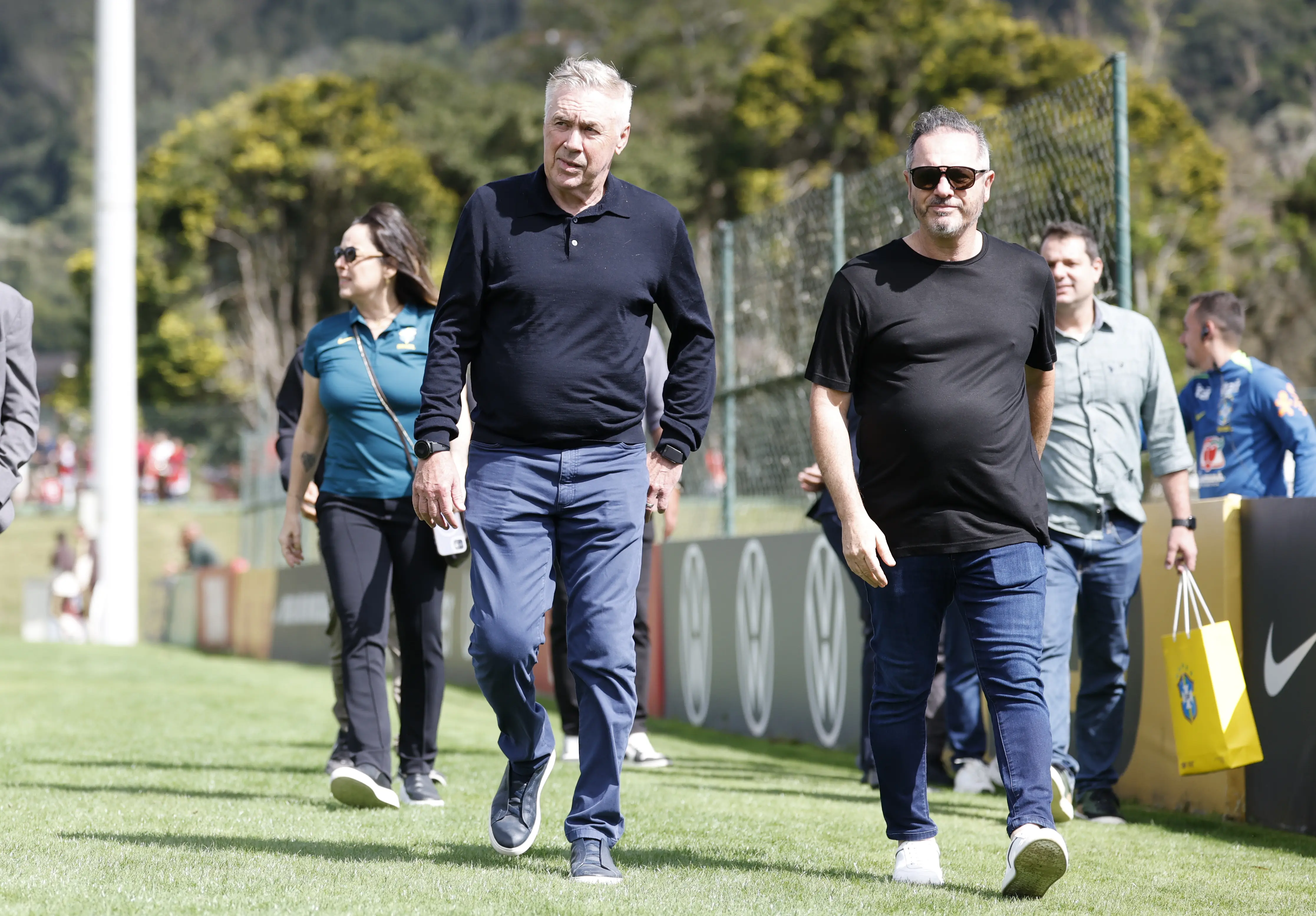 CRUZEIRO NA SELEÇÃO! 5 jogadores da Raposa na mira de Ancelotti para a Seleção