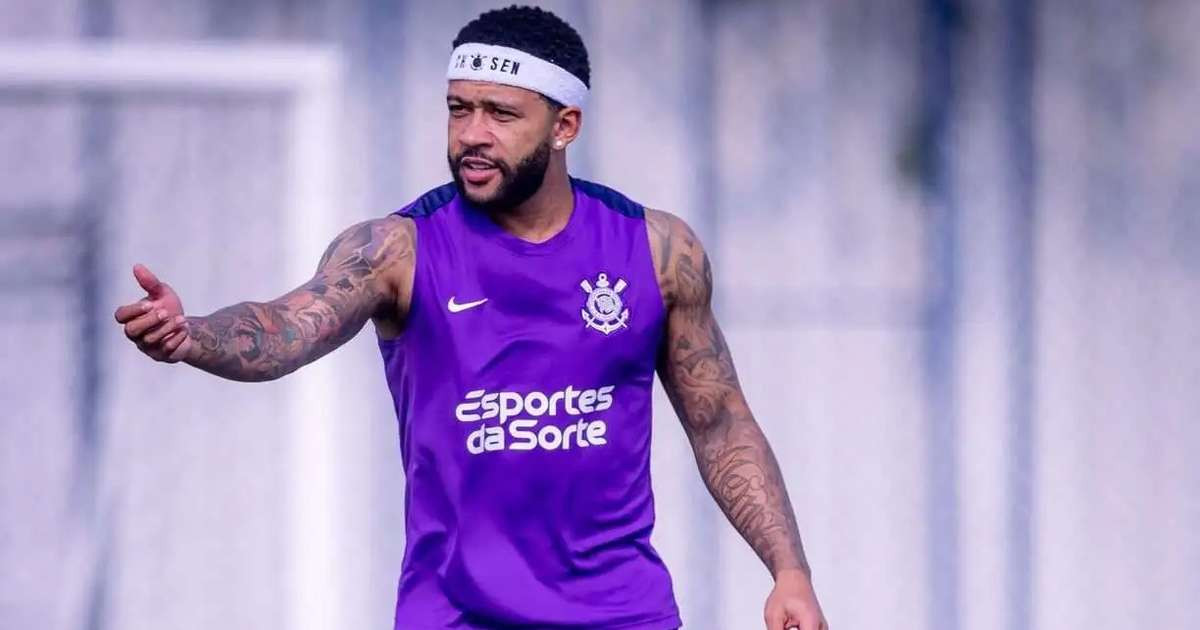 Memphis Depay critica falta de disciplina e pede união em meio a crise no Corinthians