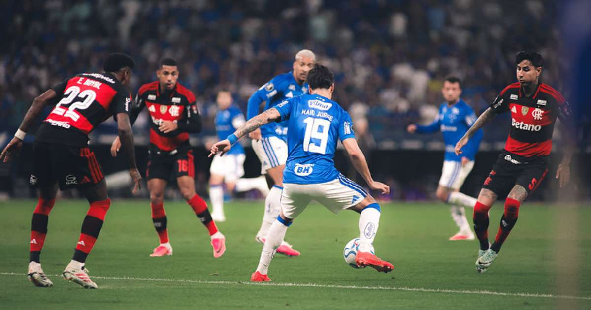 Cinco estrelas do Cruzeiro brilham na pré-lista de Ancelotti e reforçam a boa fase no Brasileirão