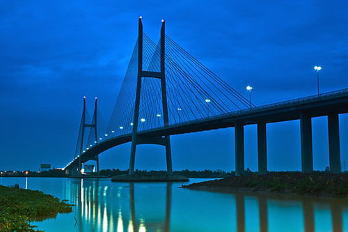 Cau my thuan 2 0.jpg