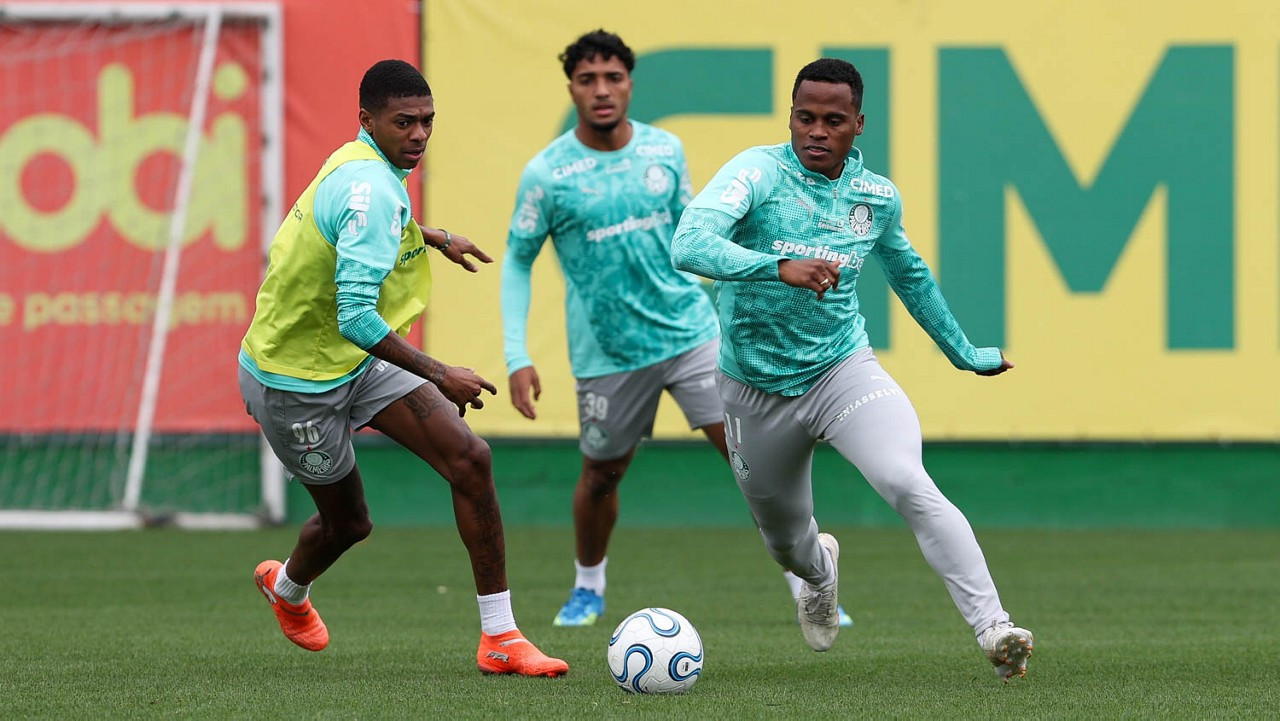 PROBLEMAS CONTRA LDU? Desfalques complicam planos de Abel para duelo decisivo na Libertadores