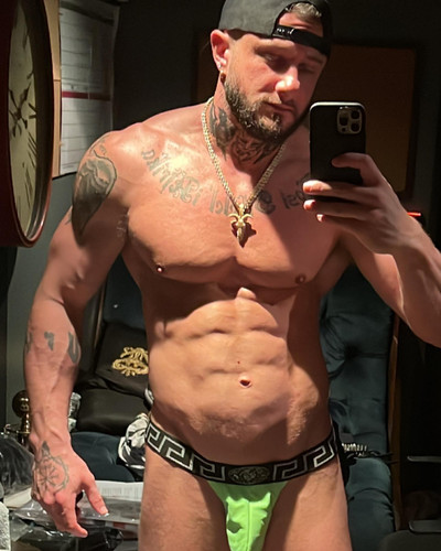 daddie 200.jpg
