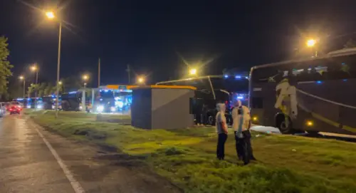 TENSÃO NA ARGENTINA! Torcedores do São Paulo ficam retidos antes de duelo na Bombonera