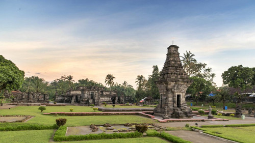candi penataran.jpg