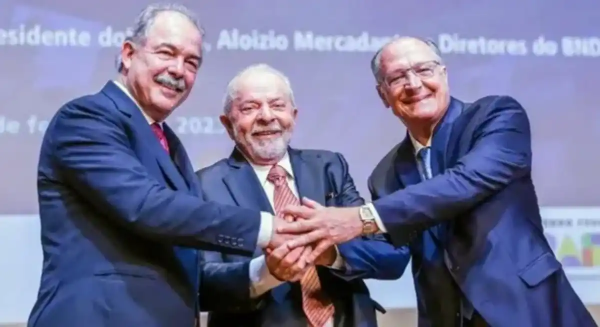 Mercadante faz discurso histórico a empresários desmonta mitos fiscais e projeta Lula como líder global da paz e do desenvolvimento