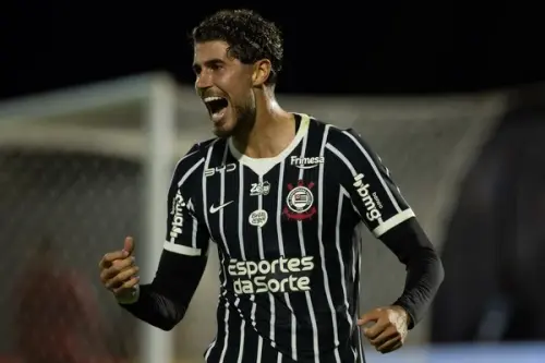 Baixa no ataque! Pedro Raul sofre lesão na costela e desfalca o Corinthians no Brasileirão