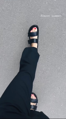 Sanna Marin Feet 9515045.jpg