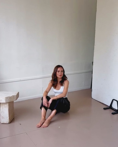 Sanna Marin Feet 00001.jpg