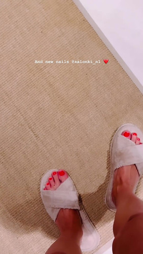 Sanna Marin Feet 7705257.jpg