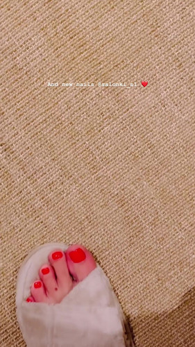 Sanna Marin Feet 7705258.jpg