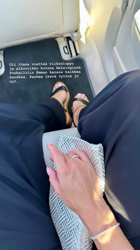 Sanna Marin Feet 7965881.jpg